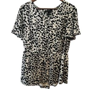Lane Bryant Black and White Printed Babydoll Women's Top Women's Size 14